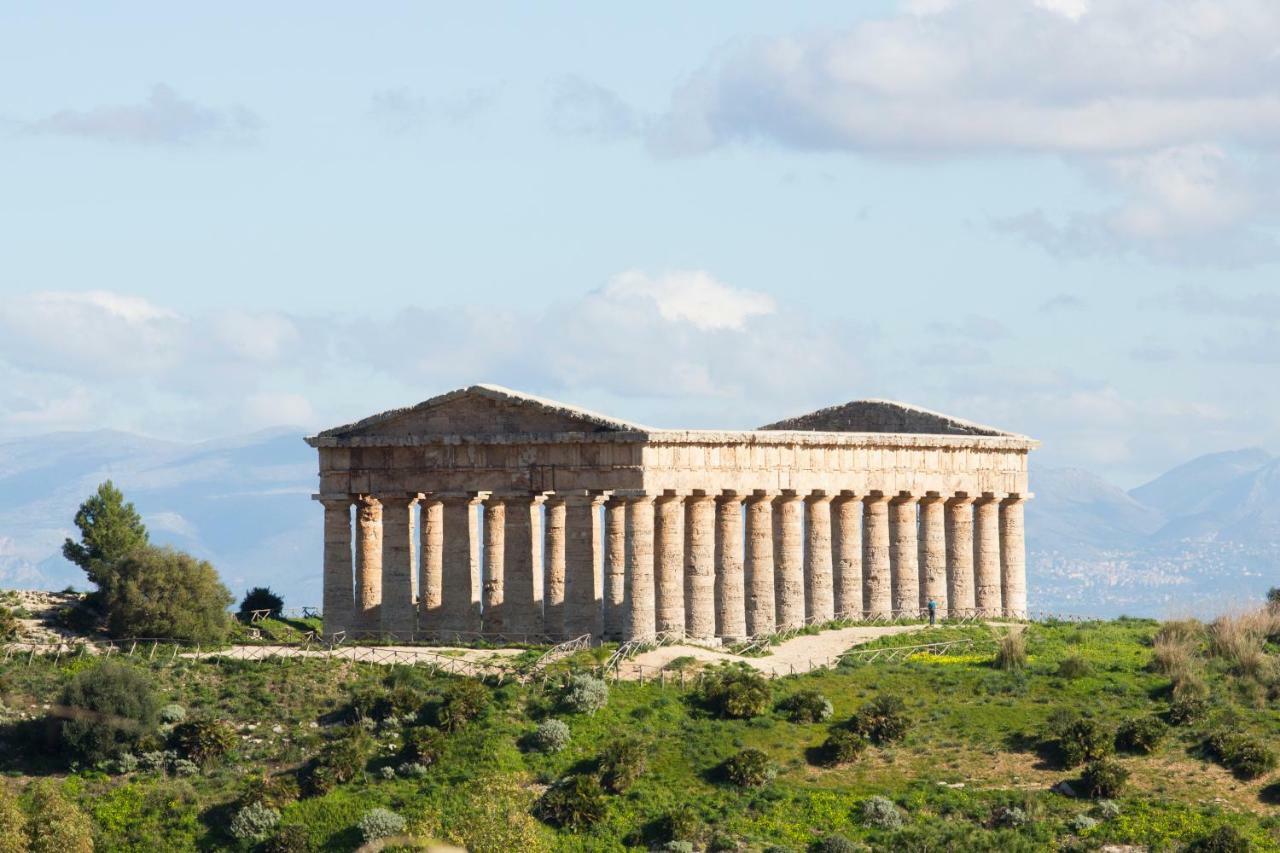 La Dimora Di Segesta B&B Калатафімі Екстер'єр фото
